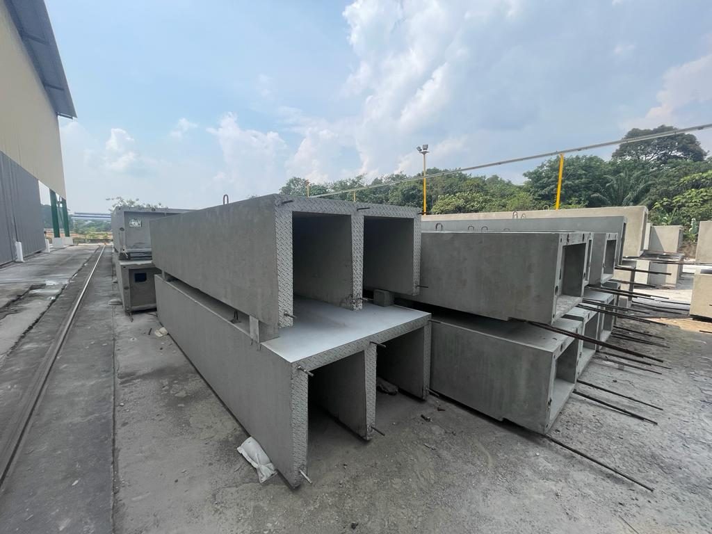Precast service duct sections