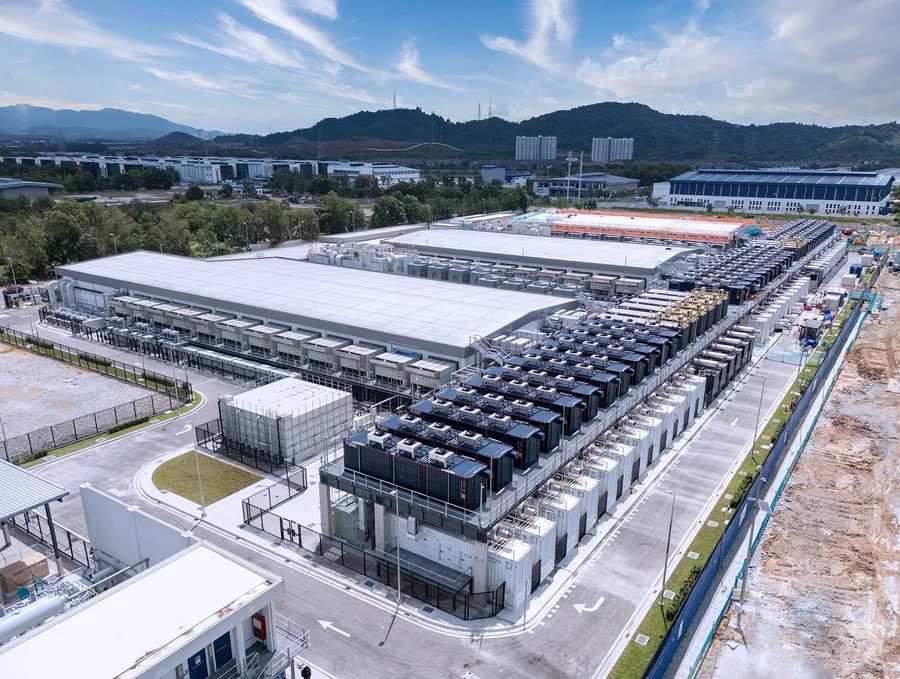 Aerial view of the AirTrunk JHB1 data centre, Iskandar Puteri